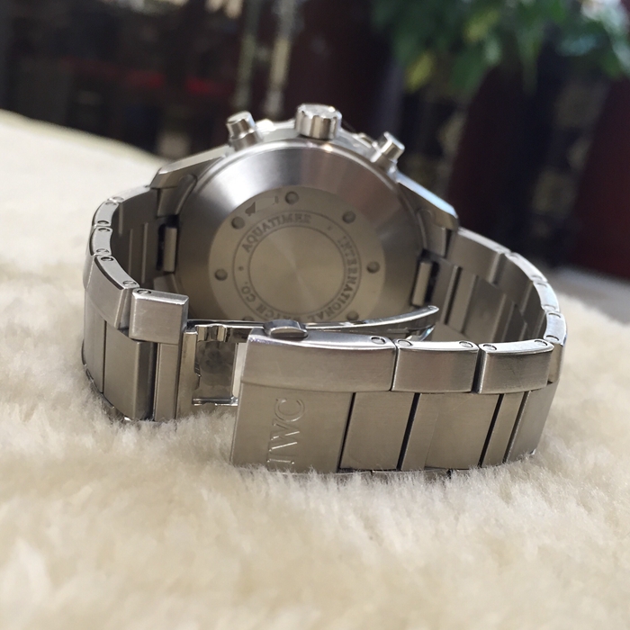 IWC 万国 海洋时计系列，IW376710。44毫米表径，精钢表壳，深蓝色钢镀铑面盘，3点位置日期星期显示，计时功能自动上弦机械机芯，动力储备44小时。 单表无附件。