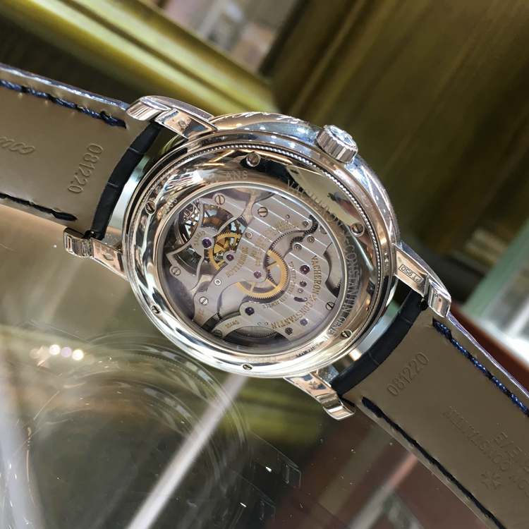 Vacheron Constantin 江诗丹顿，80251。万年历陀飞轮，铂金250周年纪念，手动机械机芯14天超长动力。 单表无附件。