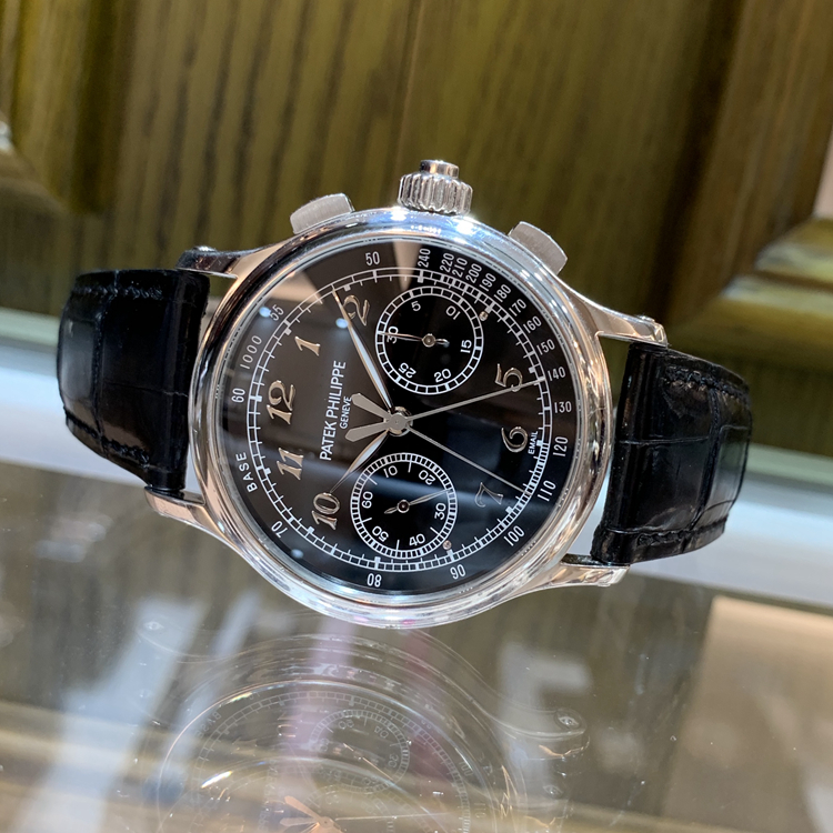 PATEK PHILIPPE 百达翡丽 超级复杂功能时计系列，5370P-001。41毫米表径，PT950表壳，纯黑色珐琅面盘，金质立体宝玑字块，双秒追针计时表，小秒针表盘，计时功能，Caliber CHR 29-535 PS手动上弦机械机芯，动力储备55-65小时。专柜定价：1826000元。 单表无附件。