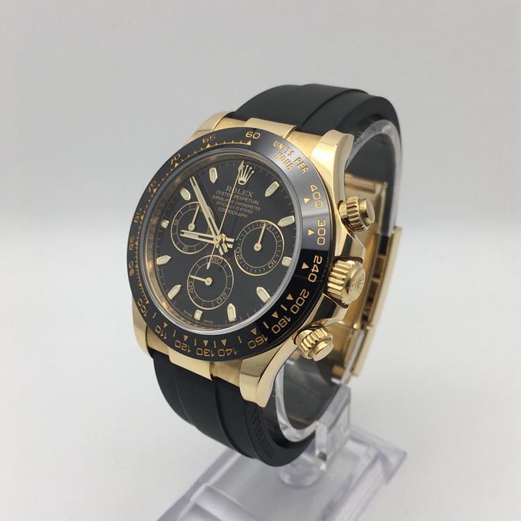 Rolex 劳力士 宇宙计型迪通拿系列，116518ln-0035。40毫米表径，18K黄金表壳，陶瓷外圈连计速刻度，黑色面盘，计时功能，Cal.4130自动上弦机械机芯。专柜定价：214700元。  全套附件齐全。
