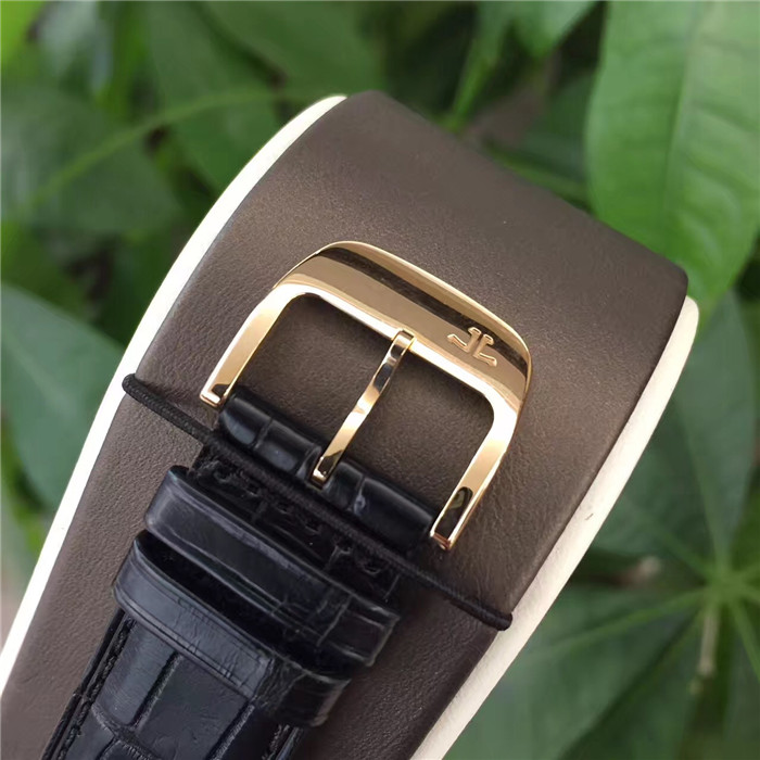 Jaeger-LeCoultre积家大师系列Q1352507玫瑰金满钻 40mm表径自动机械男表