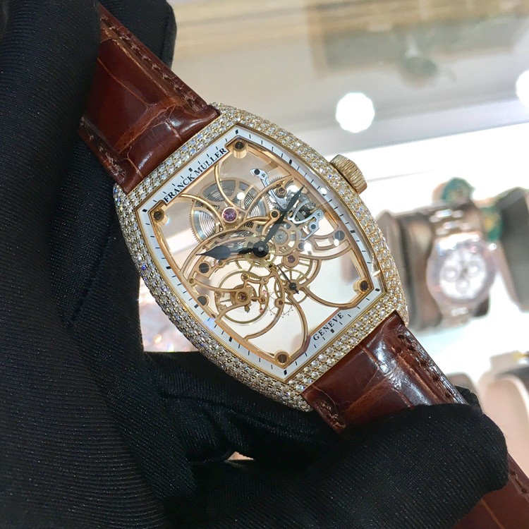 FRANCK MULLER 法兰克穆勒 MEN'S COLLECTION系列，8880 B S6 SQT D，39.6×55.4毫米表径，18K玫瑰金原钻表壳，镂空面盘，蓝宝石水晶玻璃表镜，手动上弦机械机芯。 单表无附件。
