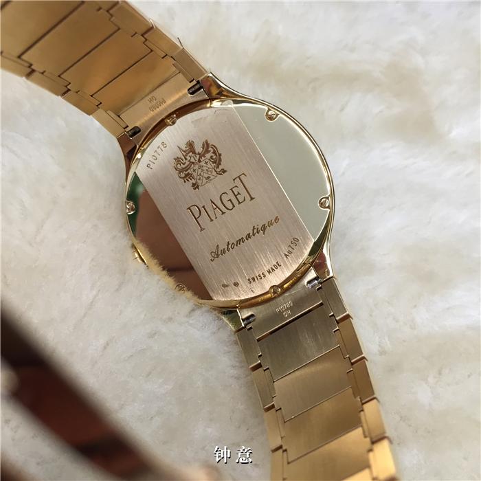 Piaget 伯爵 Polo系列，G0A36023，40mm，18k玫瑰金表壳表带。原装钻石表圈，大日历显示，大三针，自动机械。专柜定价414000元。
