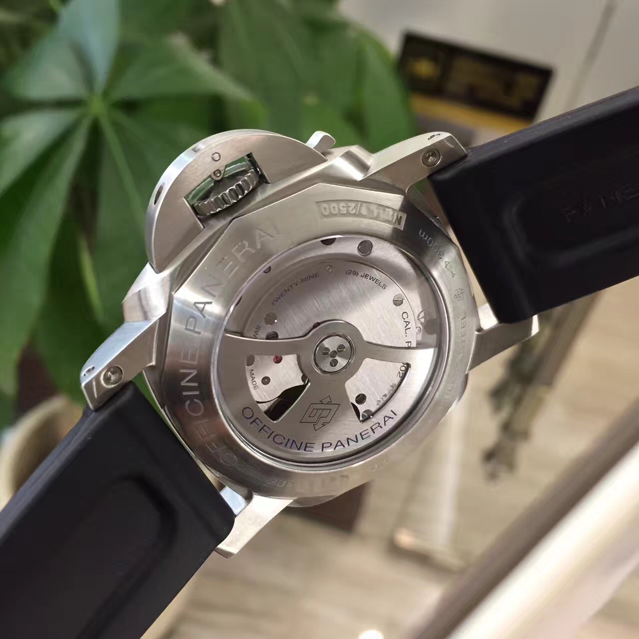 沛纳海LUMINOR 1950 PAM00321 45mm精钢 GMT两地时 自产P.9002自动机芯三天动力储存 