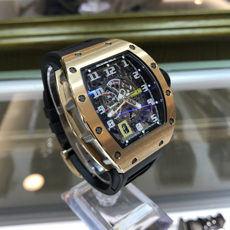 RICHARD MILLE 理查德米勒，RM 030 AO。50*42.7毫米表径，18K玫瑰金表壳，镂空面盘，7点位置日期显示，自动上弦机械机芯。 单表无附件。
