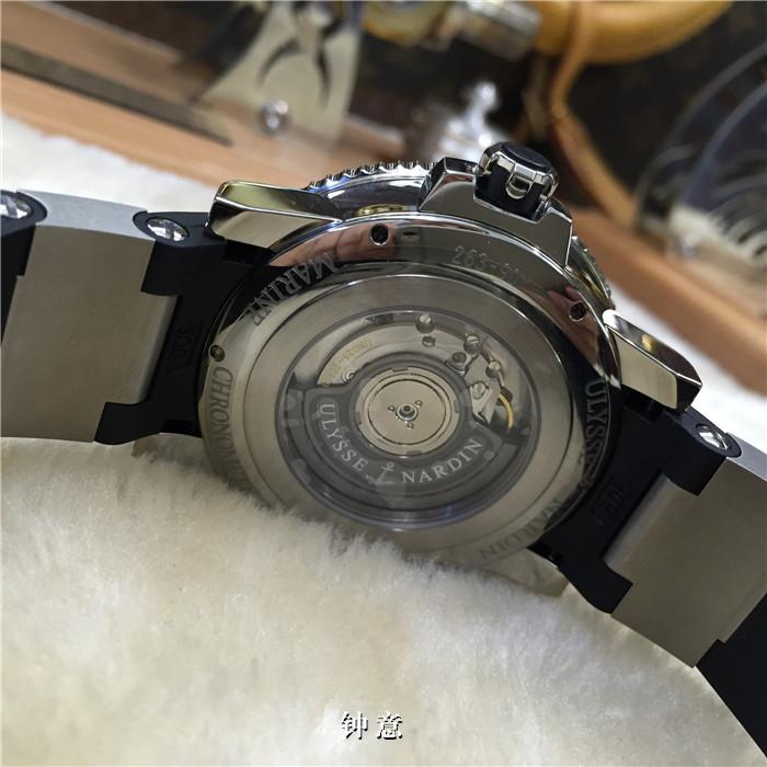 Ulysse Nardin 雅典航海系列，263-90-3/92。钛金属45毫米表径，背透自动机械，小三针，日历显示，动力储备显示，橡胶表带折叠扣。专柜定价：8300欧元。 未使用品全套附件齐全。