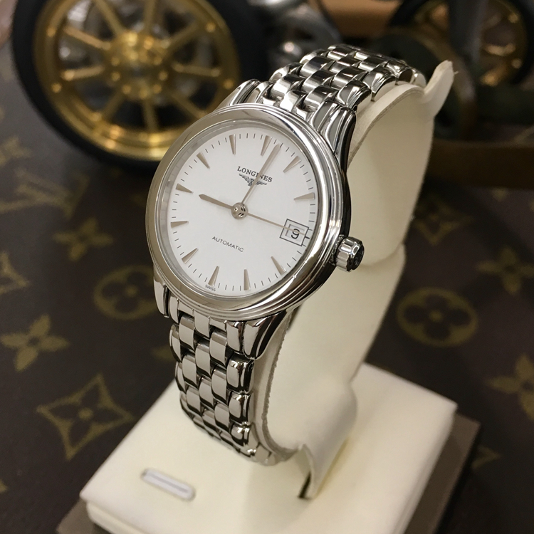 LONGINES 浪琴 优雅系列，L4.274.4.12.6。26毫米表径，精钢表壳，白色面盘，3点位置日期显示，Cal.L595自动上弦机械机芯，动力储备40小时。专柜定价：10900元。 单表无附件。
