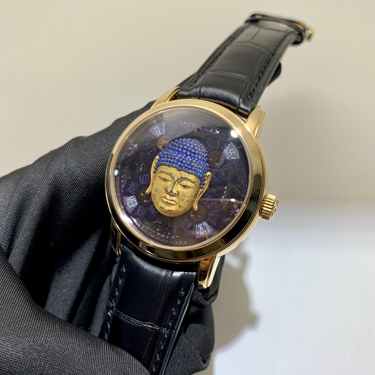 Vacheron Constantin 江诗丹顿 艺术大师系列，86070/000J-9348。40毫米表径，18K黄金表壳，以日本宗教佛像面具为表盘的腕表散发出如皓月般温柔与详和的光辉，日期显示、星期显示功能，自动上弦机械机芯。  全套附件齐全。