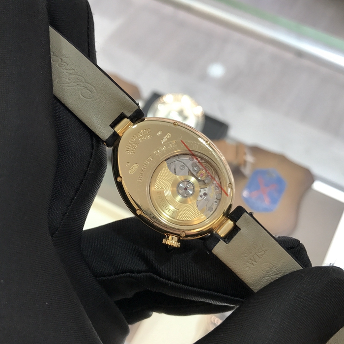 Breguet 宝玑Reine de Naples 那不勒斯皇后系列，8908BA/52/864 D00D