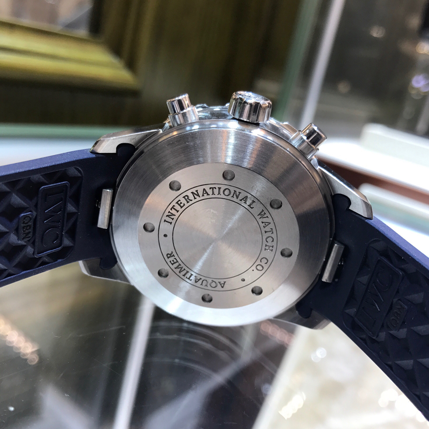IWC 万国 海洋时计系列，IW376702。44毫米表径，精钢表壳，黑色面盘，3点位置为星期、日期显示，计时功能，Cal.79320自动上弦机械机芯，动力储备44小时。专柜定价：45000元。 单表附盒子。