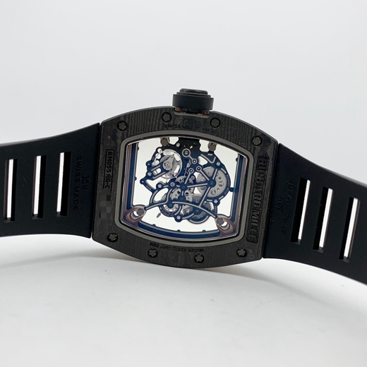 RICHARD MILLE 理查德米勒 男士系列，RM 055 NTPT。42.7 x 49.9 毫米表径，NTPT表壳带钻，镂空面盘，蓝宝石(1800 维氏硬度)镜面，两面经防眩处理，手动上弦机械机芯。  全套附件齐全。
