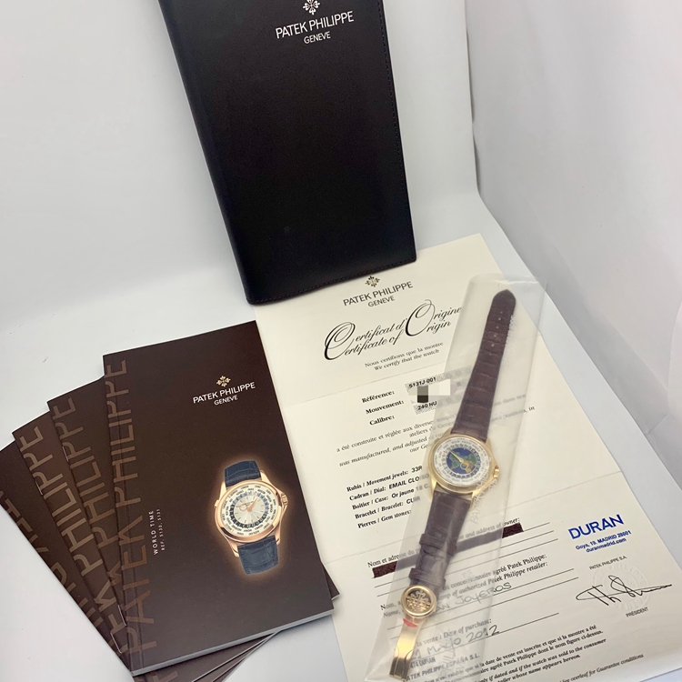 PATEK PHILIPPE百达翡丽 复杂功能时计系列，5131J。39.5毫米表径，18K黄金表壳，24 个时区的 24 小时与昼/夜显示。掐丝珐琅面地图世界时，Cal.240 HU自动上弦机械机芯，动力储备48小时。专柜定价：541800元。 单表附保卡。