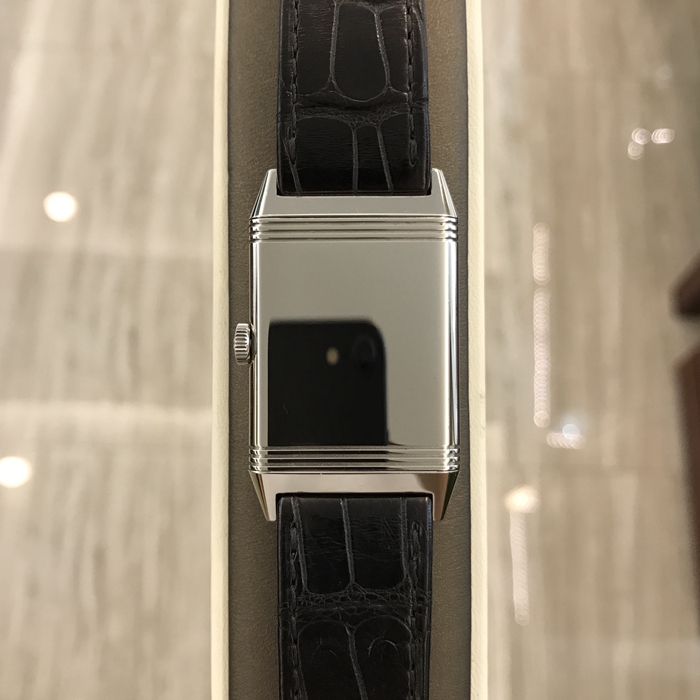 Jaeger-LeCoultre 积家 Reservo 翻转腕表系列，Q278856J。46.8x27.4毫米表径，精钢表壳。红色表盘，手动上弦机械机芯，动力储备45小时，专柜定价72000元。 全套附件齐全。