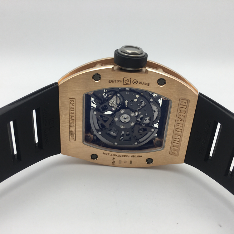 RICHARD MILLE 理查德米勒 男士系列，RM 010。48* 39.30毫米表径，18K玫瑰金表壳，酒桶型镂空面盘，7点位置日期显示，自动上弦机械机芯。专柜定价：656000元。 单表附盒子。