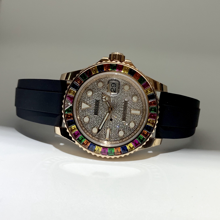 Rolex 劳力士 游艇名仕型系列，116695。40毫米表径，18K玫瑰金宝石表壳，满天星面盘，3点位置日期显示，自动上弦机械机芯。 单表无附件。