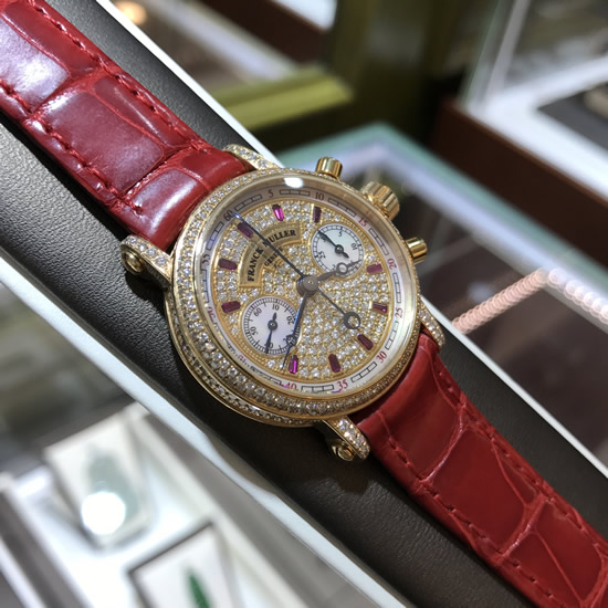 FRANCK MULLER 法兰克穆勒，2860 NA D CD。31毫米表径，18K玫瑰金，原镶钻圈钻耳，满天星面盘，计时功能手动上弦机械机械。 单表无附件。