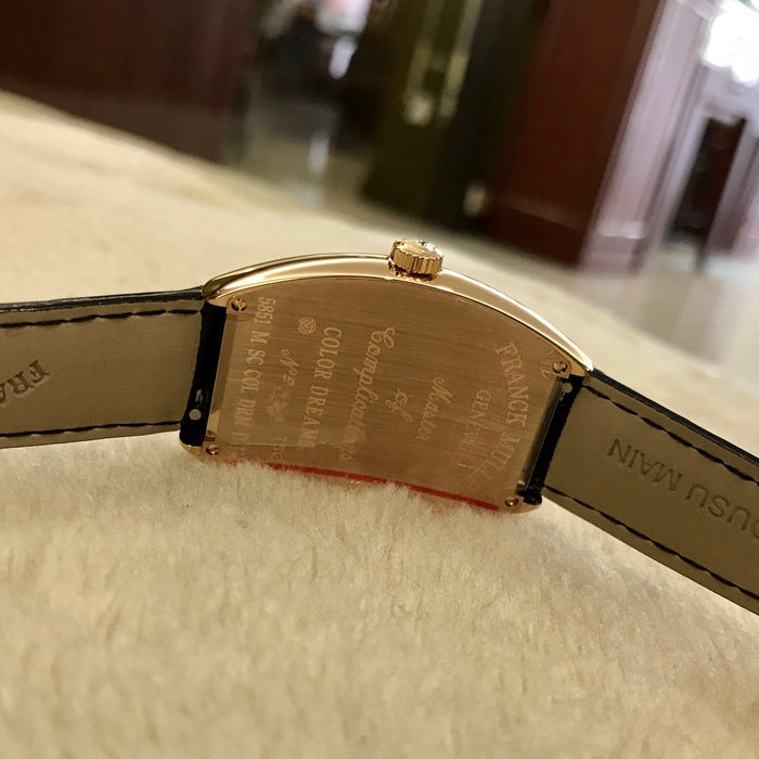 Franck Muller 法兰克穆勒 COLOR DREAMS 系列，5851 M SC COL DRM D 1R，45*32毫米表径，18K玫瑰金，原镶钻圈钻耳，彩字面盘，自动上弦机芯。专柜定价：286000港币。 全套附件齐全。