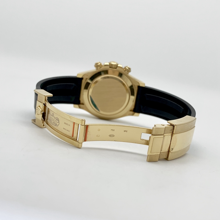 Rolex 劳力士 宇宙计型迪通拿系列，116518 后加钻。40毫米表径，18K黄金表壳，计时功能，自动上弦机械机芯。 单表无附件。