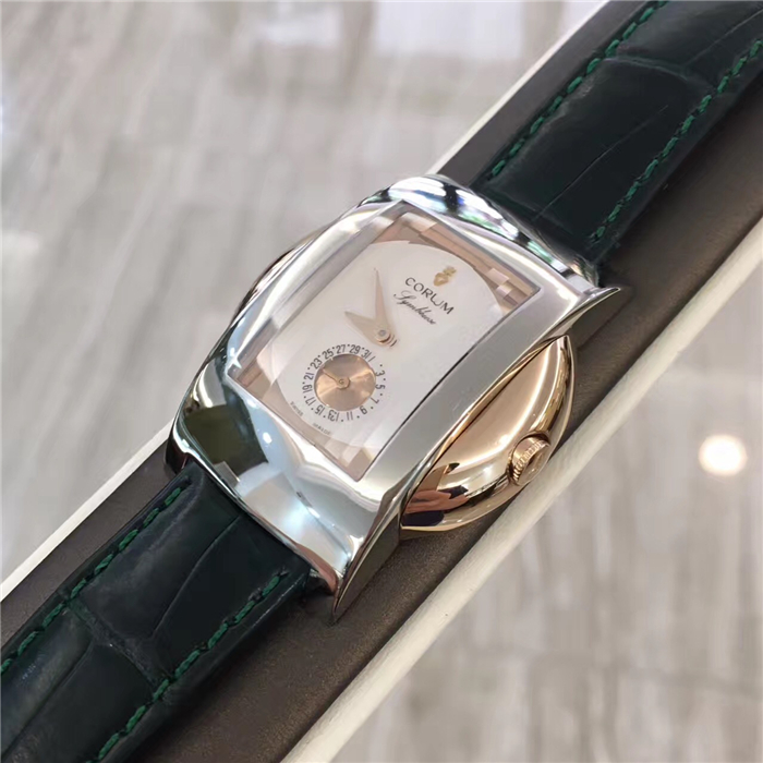 Corum 昆仑 女表 25.5×46.5毫米表径，18K玫瑰金 /白金表壳，立体多面折射玻璃表镜，指针式日期显示，自动上弦机械机芯。 单表无附件。 