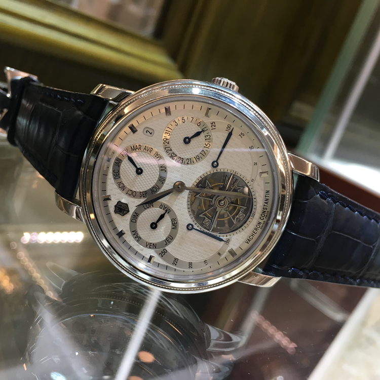 Vacheron Constantin 江诗丹顿，80251。万年历陀飞轮，铂金250周年纪念，手动机械机芯14天超长动力。 单表无附件。