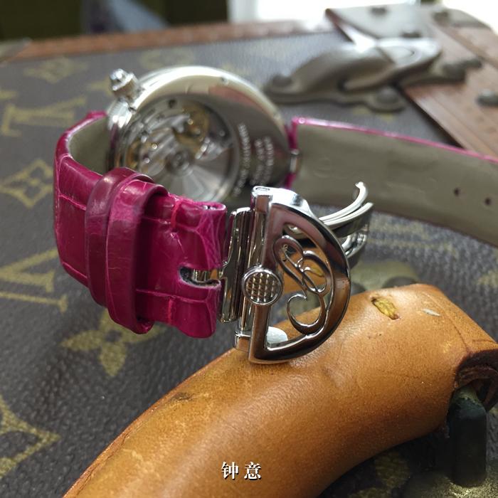  宝玑那不勒斯皇后8967ST/G1/986，最大号43.75*35.5毫米，精钢贝母面自动机械，专柜定价119000。