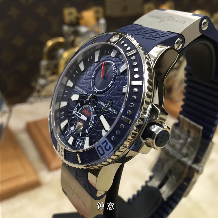 Ulysse Nardin 雅典航海系列，263-90-3/93。钛金属45毫米表径，背透自动机械，小三针，日历显示，动力储备显示，橡胶表带折叠扣。专柜定价：8300欧元。 未使用品全套附件齐全。
