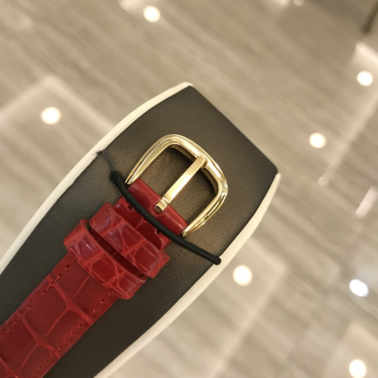 FRANCK MULLER 法兰克穆勒，2860 NA D CD。31毫米表径，18K玫瑰金，原镶钻圈钻耳，满天星面盘，计时功能手动上弦机械机械。 单表无附件。