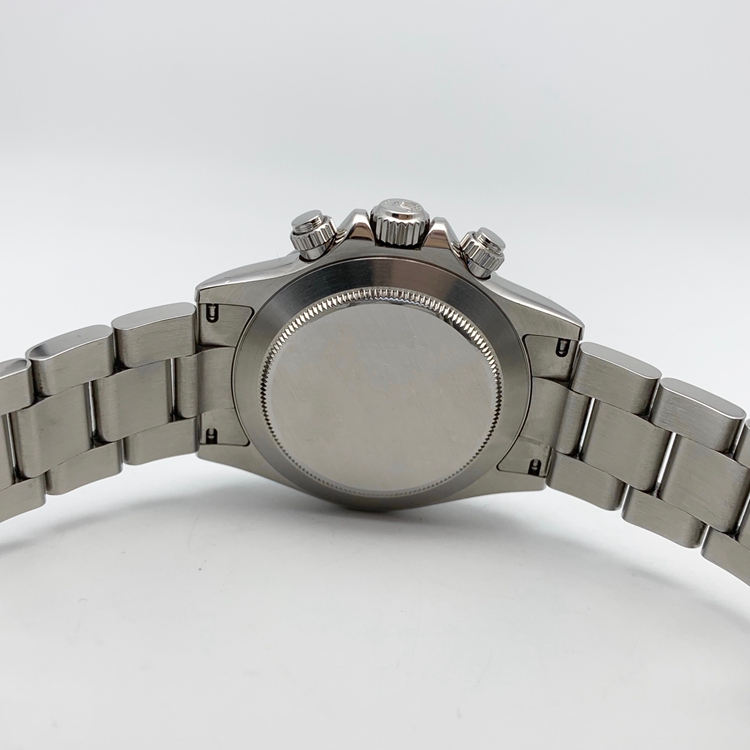 Rolex 劳力士 宇宙计型迪通拿系列，116520-78590。40毫米表径，精钢表壳，黑色表盘，中央时、分及秒针，小秒针设于6点位置，通过中央指针使定时器精准至1/8秒，30分钟和12小时计时盘分别设于3点和9点位置，秒针暂停功能以准确调校时间。计时功能，Cal.4130自动上弦机械机芯，专柜定价：92800元。 全套附件齐全。