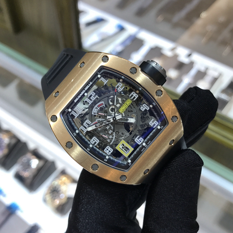 RICHARD MILLE 理查德米勒，RM 030 AO。50*42.7毫米表径，18K玫瑰金表壳，镂空面盘，7点位置日期显示，自动上弦机械机芯。 单表无附件。