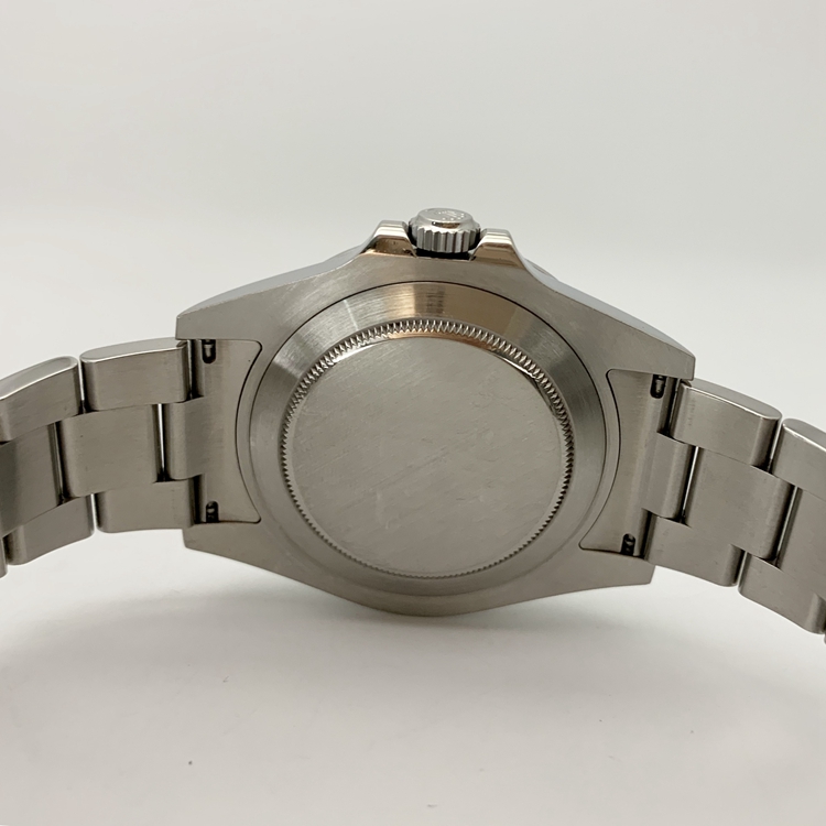 Rolex 劳力士 探险家型系列，216570-77210。42毫米表径，精钢表壳，黑色面盘，配有大箭头的橙色24小时指示针，3点位置日期显示、双时区功能，cal.3187自动上弦机械机芯。专柜定价：63100元。 单表无附件。