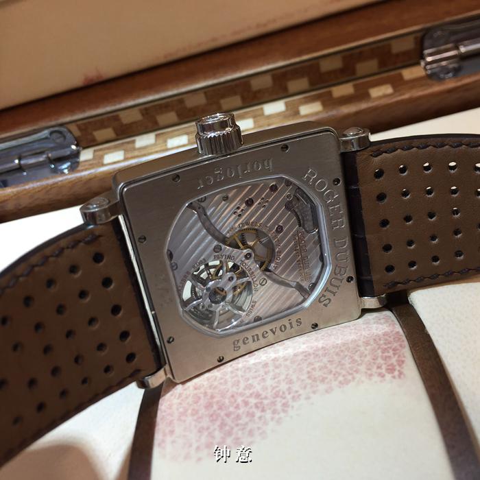  罗杰杜彼 G40 03 0 GN1.7A 全球限量28 40.5X40.5mm 贝母幻彩面
