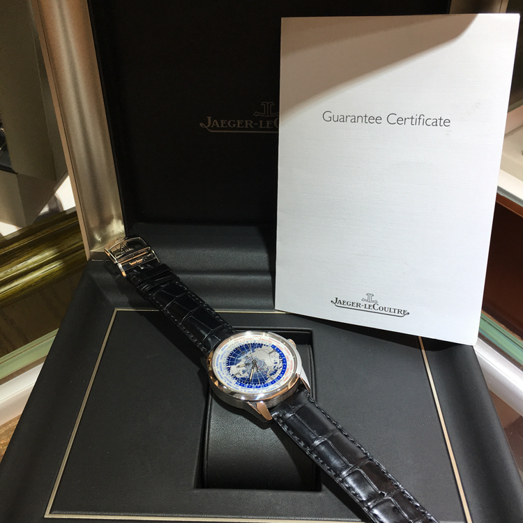 Jaeger-LeCoultre 积家 GEOPHYSIC 地球物理天文台系列，8108420。41.6毫米表径，精钢表壳，蓝色漆面面盘镶贴时标，巴顿型指针， 世界时功能，自产772自动上弦机械机芯，动力储备40小时。专柜定价：108000元。 全套附件齐全。