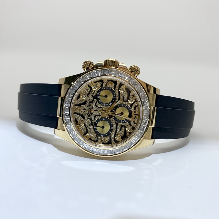 Rolex 劳力士 宇宙计型迪通拿系列，116518 后加钻。40毫米表径，18K黄金表壳，计时功能，自动上弦机械机芯。 单表无附件。