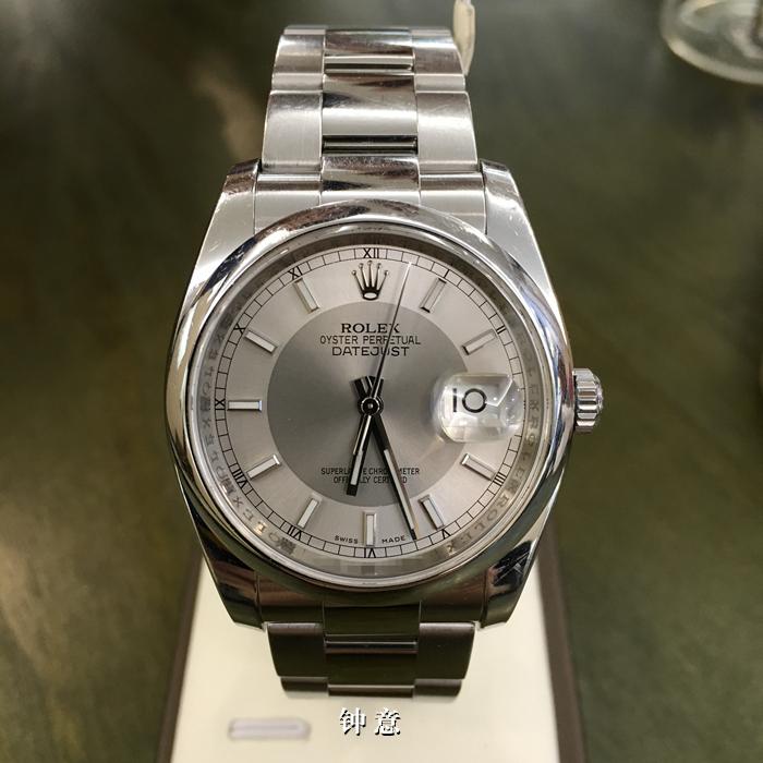 ROLEX 劳力士 日志型系列，116200。36毫米表径，精钢表壳，银色面盘，3点位置为凸透镜放大日历，中央时、分及秒针；瞬跳日历，快速更正；秒针暂停功能以准确调校时间，自动上弦机械机芯。 单表无附件。