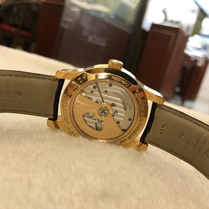 Jaeger-LeCoultre 积家 master 大师系列，Q1652423。43毫米表径，18K玫瑰金表壳，珐琅掐丝彩绘，罕见亚非欧板块，6点位置陀飞轮装置。全球限量30枚。自动上弦机械机芯，动力储备48小时。 全套附件齐全。
