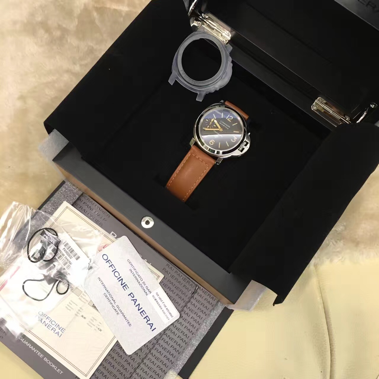 沛纳海 Panerai PAM00632 44毫米表径 手动机械